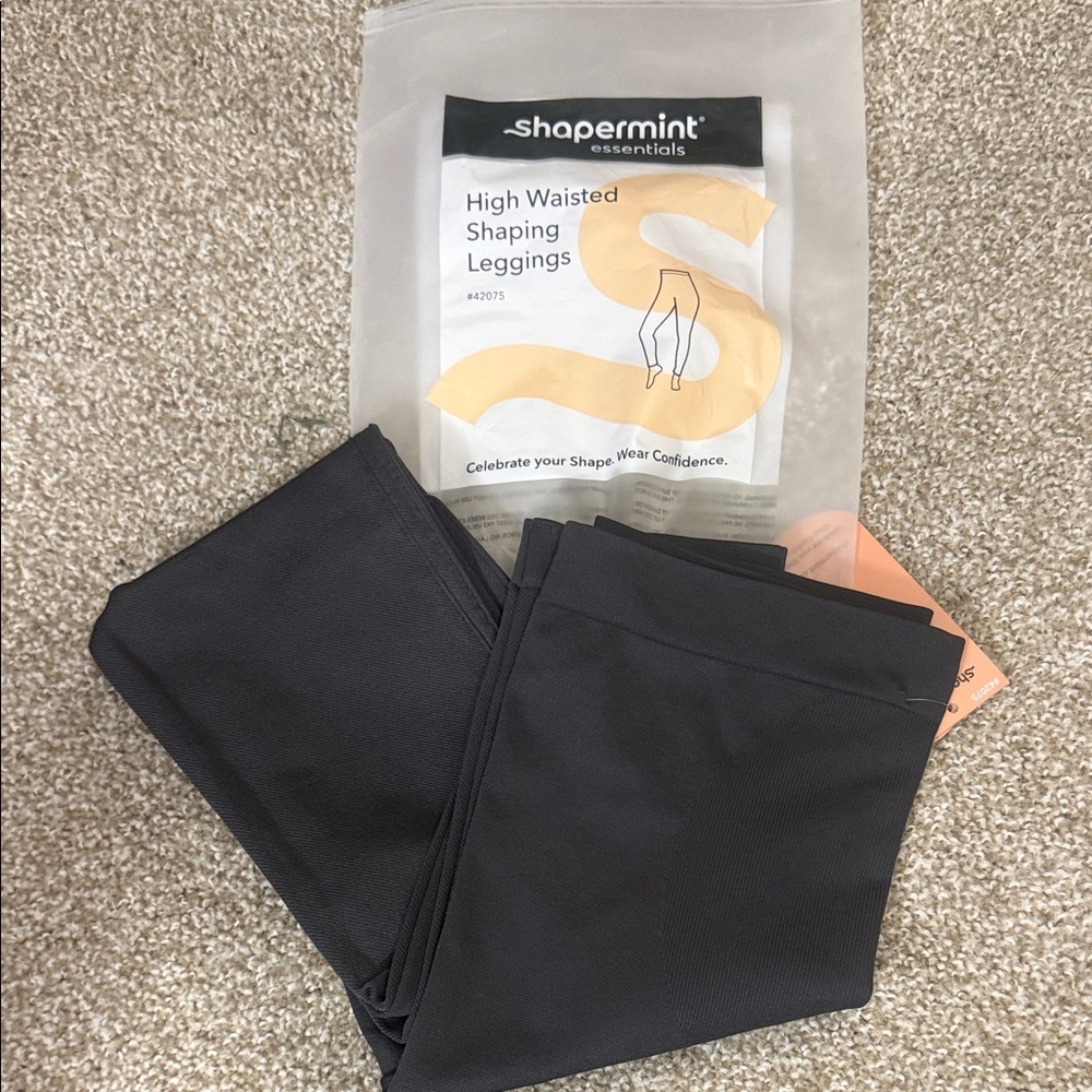 Shapermint Black High-Waisted Shaping Leggings medium NWT
